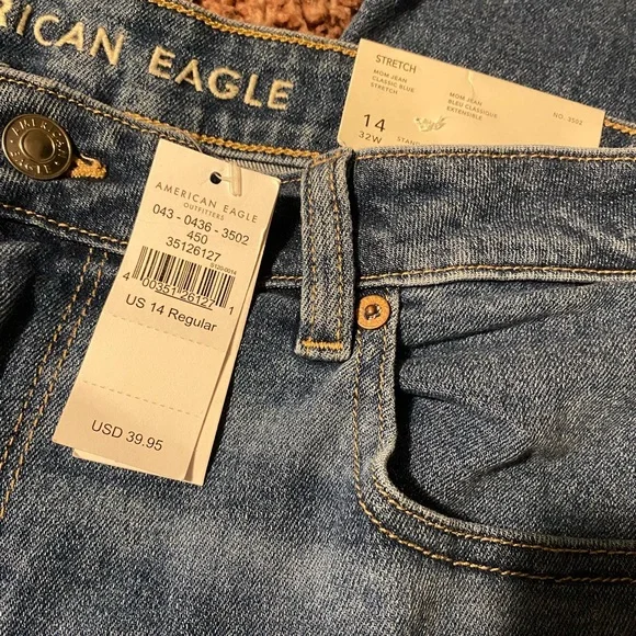 American Eagle mom jeans size 14, new with tag - Picture 4 of 9